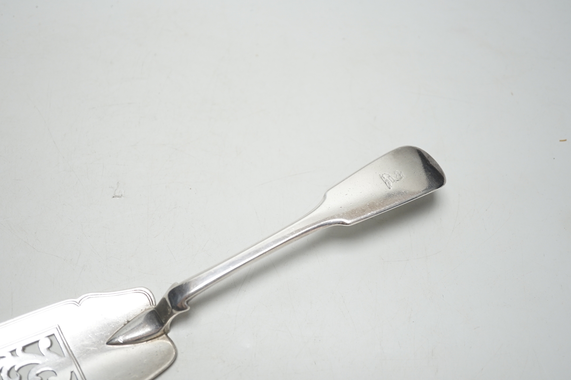A Victorian silver fiddle pattern fish slice, George Adam, London, 1848, 31.7cm, 5.9oz.